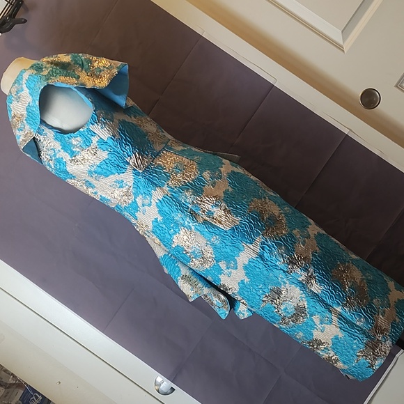 Blue and Gold crinkle one sleeve evening/cocktail midi gown - Picture 6 of 16